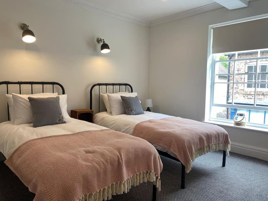 Lovely 2 Bedroom Apartment In Much Wenlock Exteriör bild