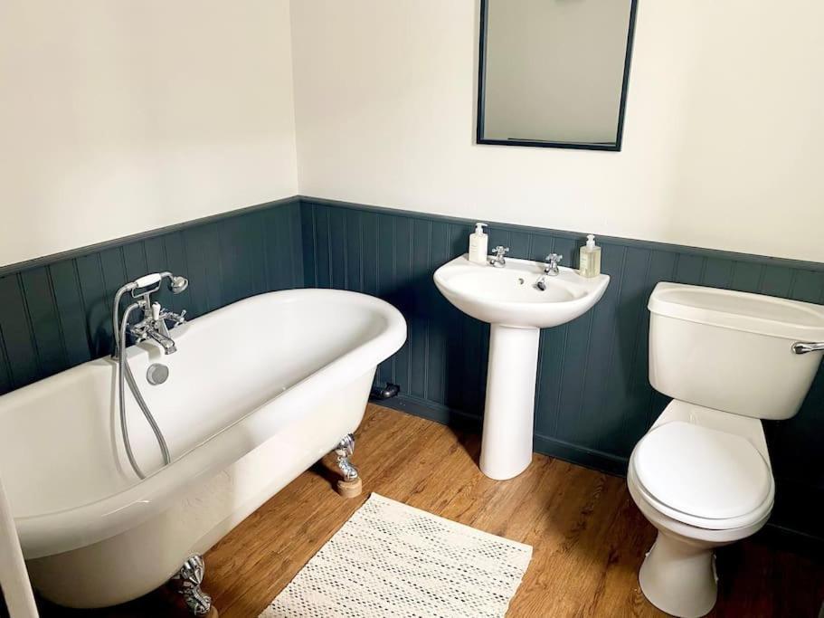 Lovely 2 Bedroom Apartment In Much Wenlock Exteriör bild